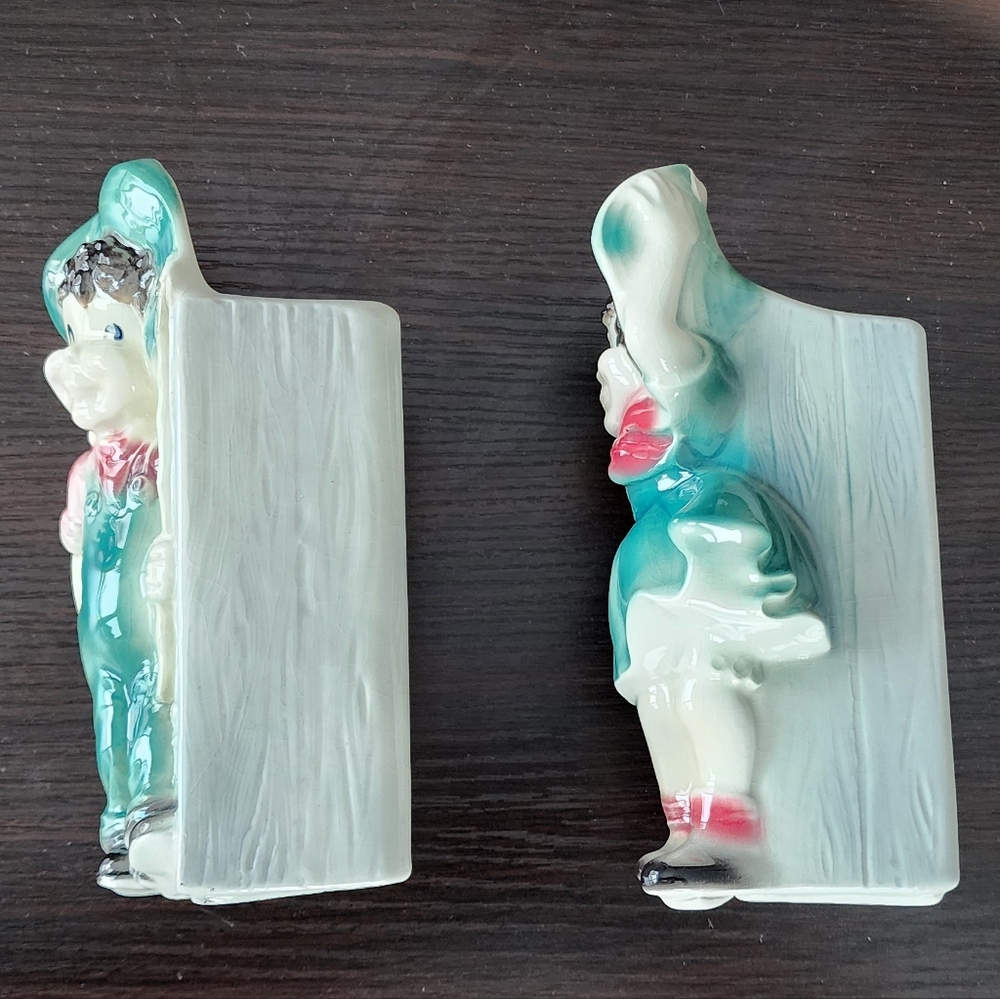 Farm kids mid-century farmhouse vases by Royal Copley ceramic planters, VINTAGE! - Picture 4 of 12